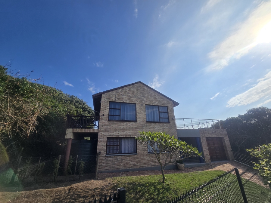 4 Bedroom Property for Sale in West Beach Eastern Cape